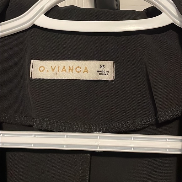 O. Vianca Honey Cropped black blazer - Picture 3 of 3